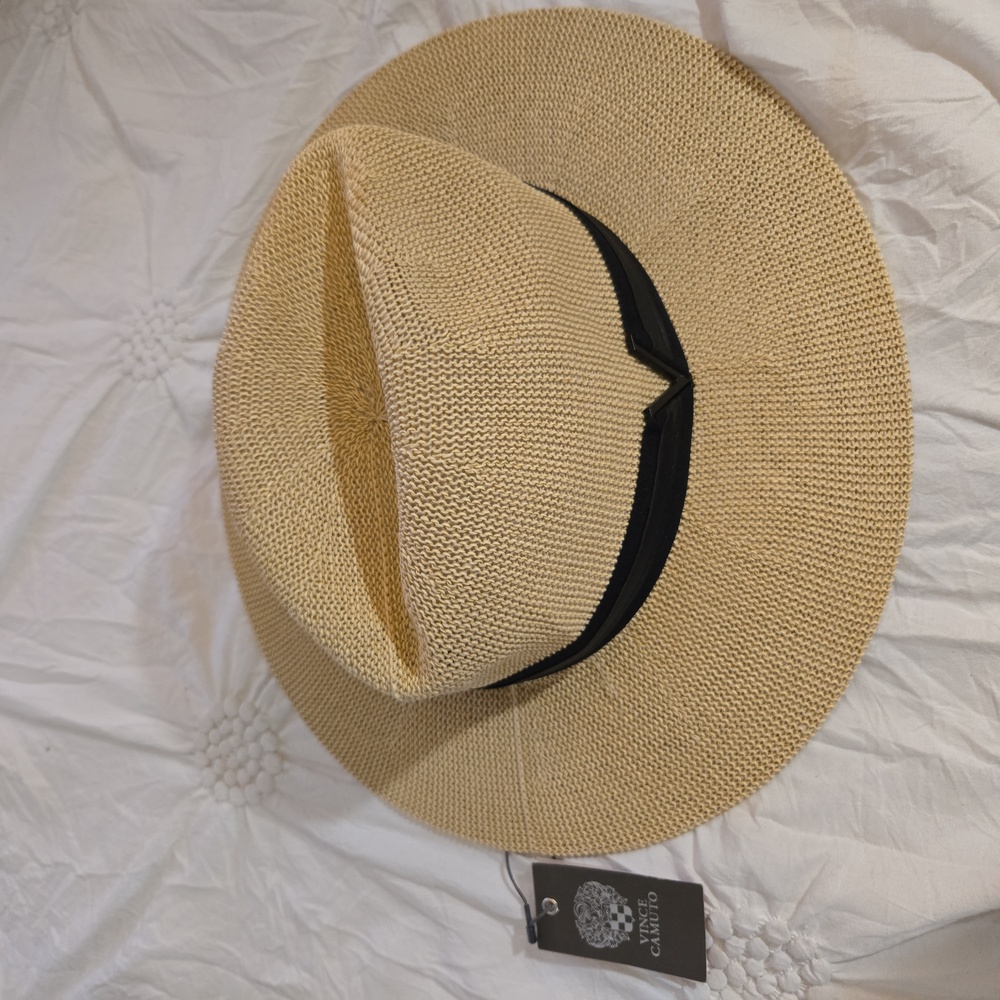 Women's Vince Camuto hat